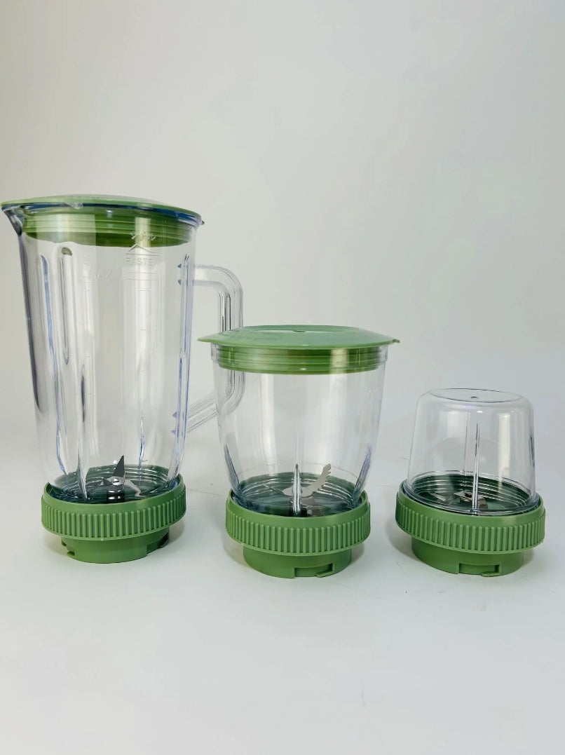 Blender Multifunctional 4 in 1, Dispozitiv de Masurare, 350W - Ideal pentru Legume si Mixare Rapida