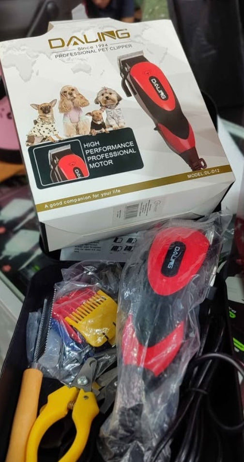 MASINA DE TUNS ANIMALE PROFESIONALA 240V