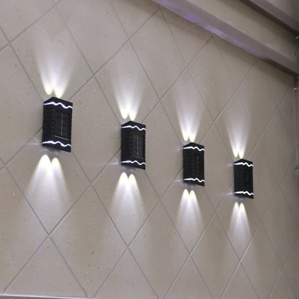 SET 4 LAMPI SOLARE DE PERETE CU LED BIDIRECTIONAL