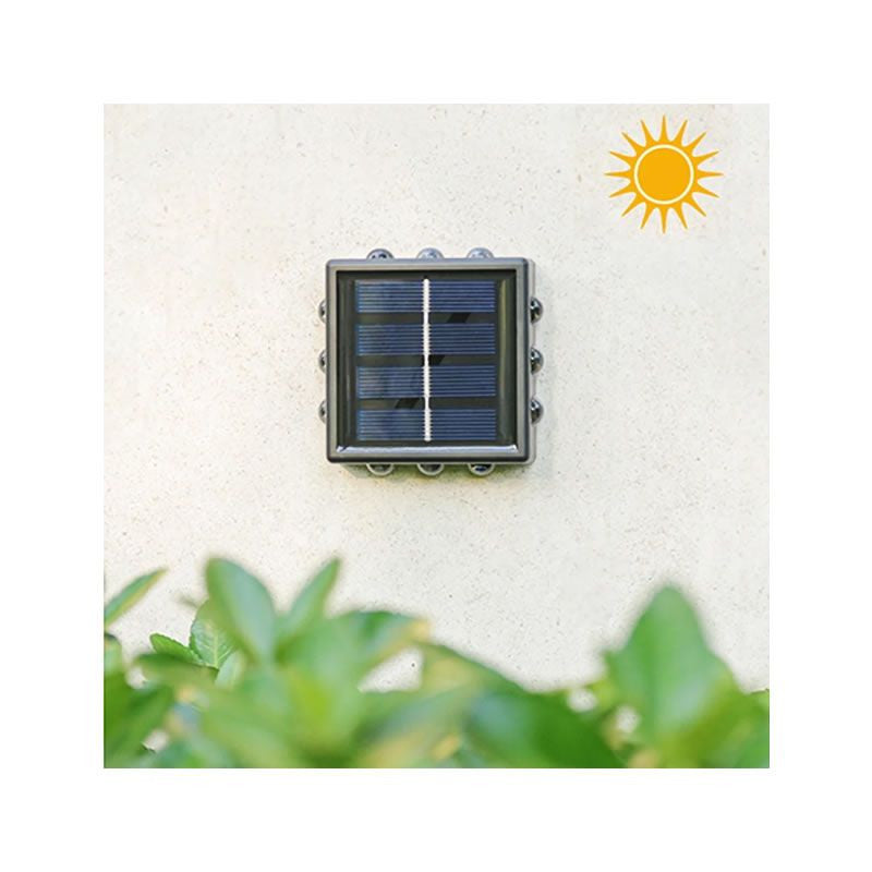 SET 8 LAMPI SOLARE DE PERETE SAU SOL CU LED IN 4 DIRECTII