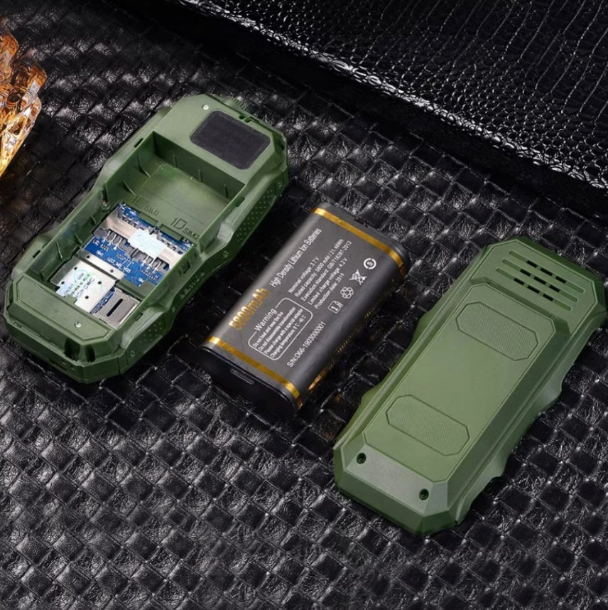 Telefon militar rezistent, dual sim, baterie puternica 13000 mAh, display color, lanterna, rezistent la socuri